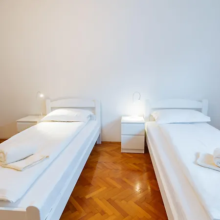 Guest house Emona