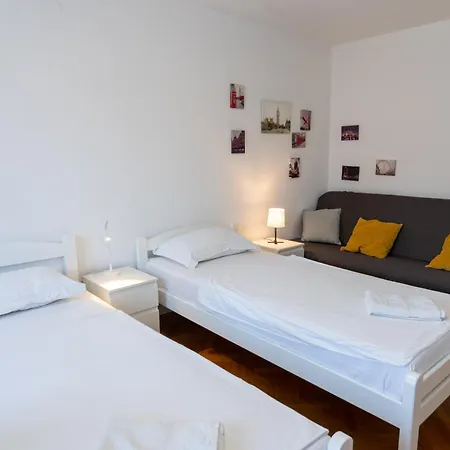 Emona 2* 류블랴나