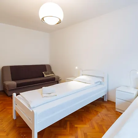 Emona 2* 류블랴나