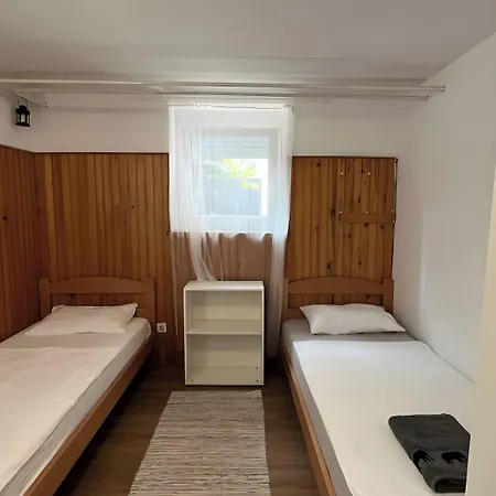 Emona 게스트하우스 류블랴나